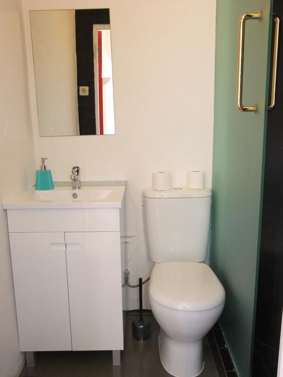 Fado Bed & Breakfast - Santos Lisbon Room photo