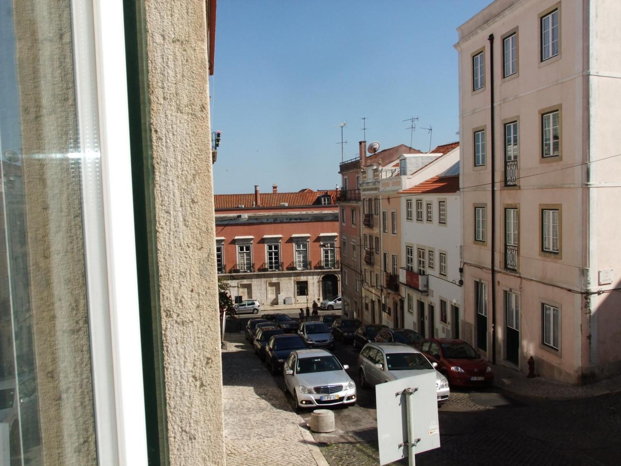 Fado Bed & Breakfast - Santos Lisbon Room photo